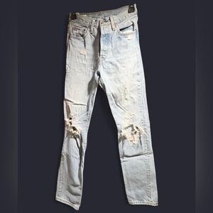 Levi’s Distressed Jeans